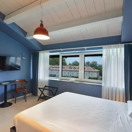Cabanon Urban Peschiera del Garda