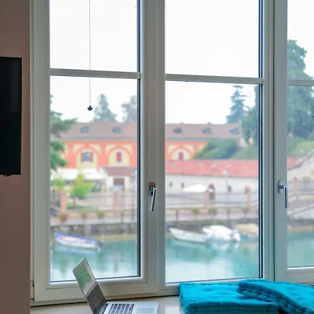 Cabanon Urban * Peschiera del Garda