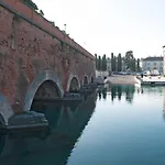 Cabanon Urban 公寓 *