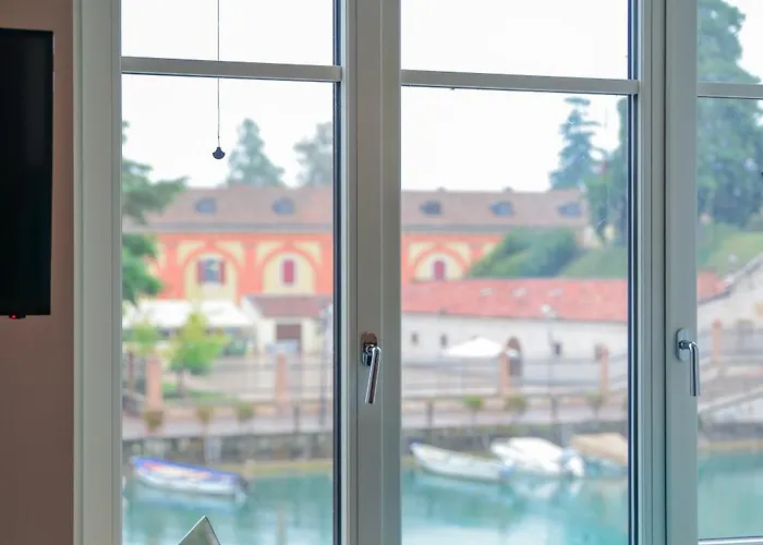Cabanon Urban * Peschiera del Garda